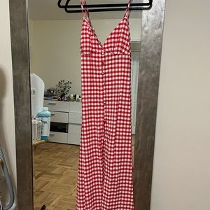 Never worn. Still has the tag on.